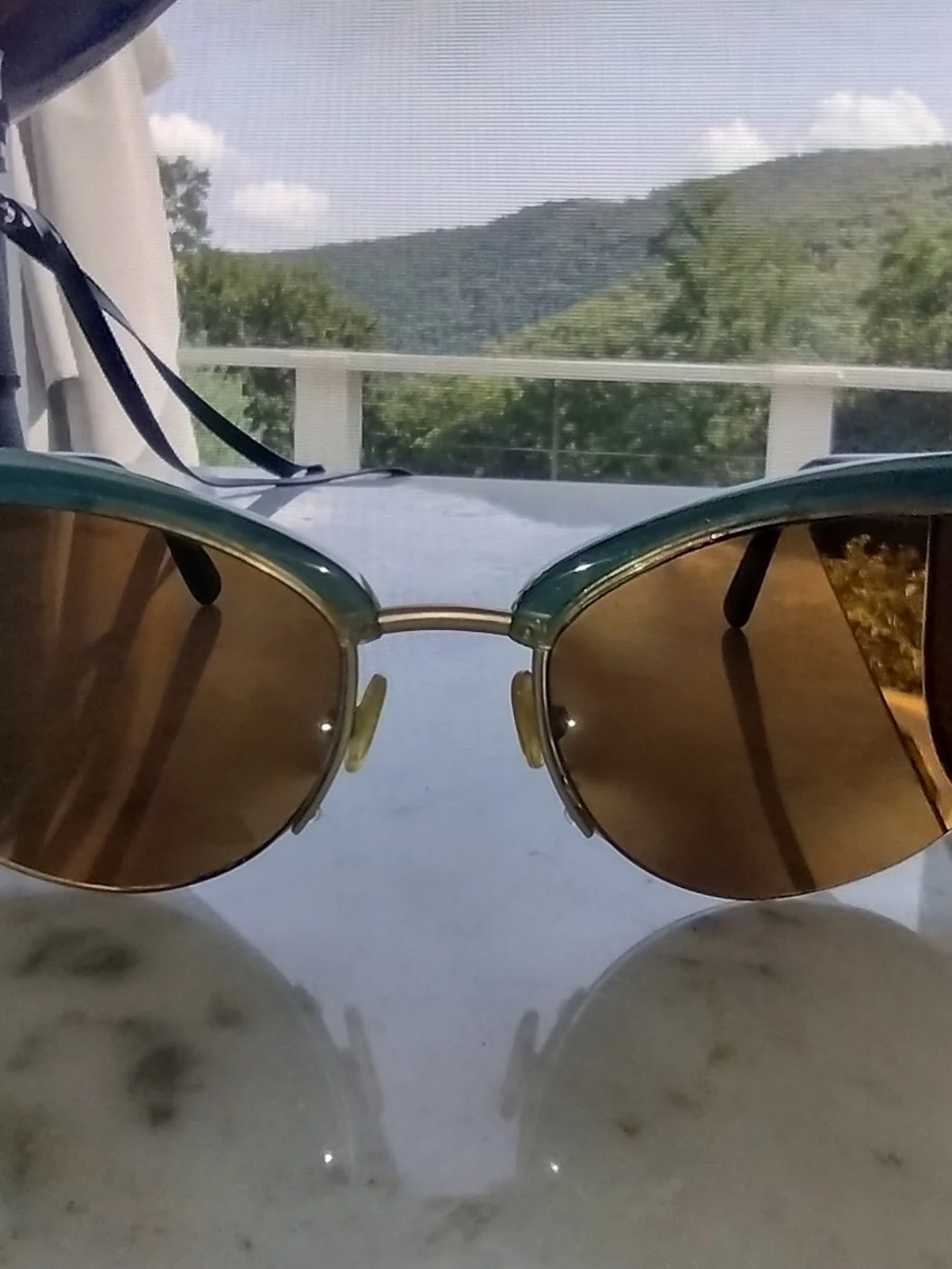 Badgley Mischka Green Frame Brown Lens Sunglasses